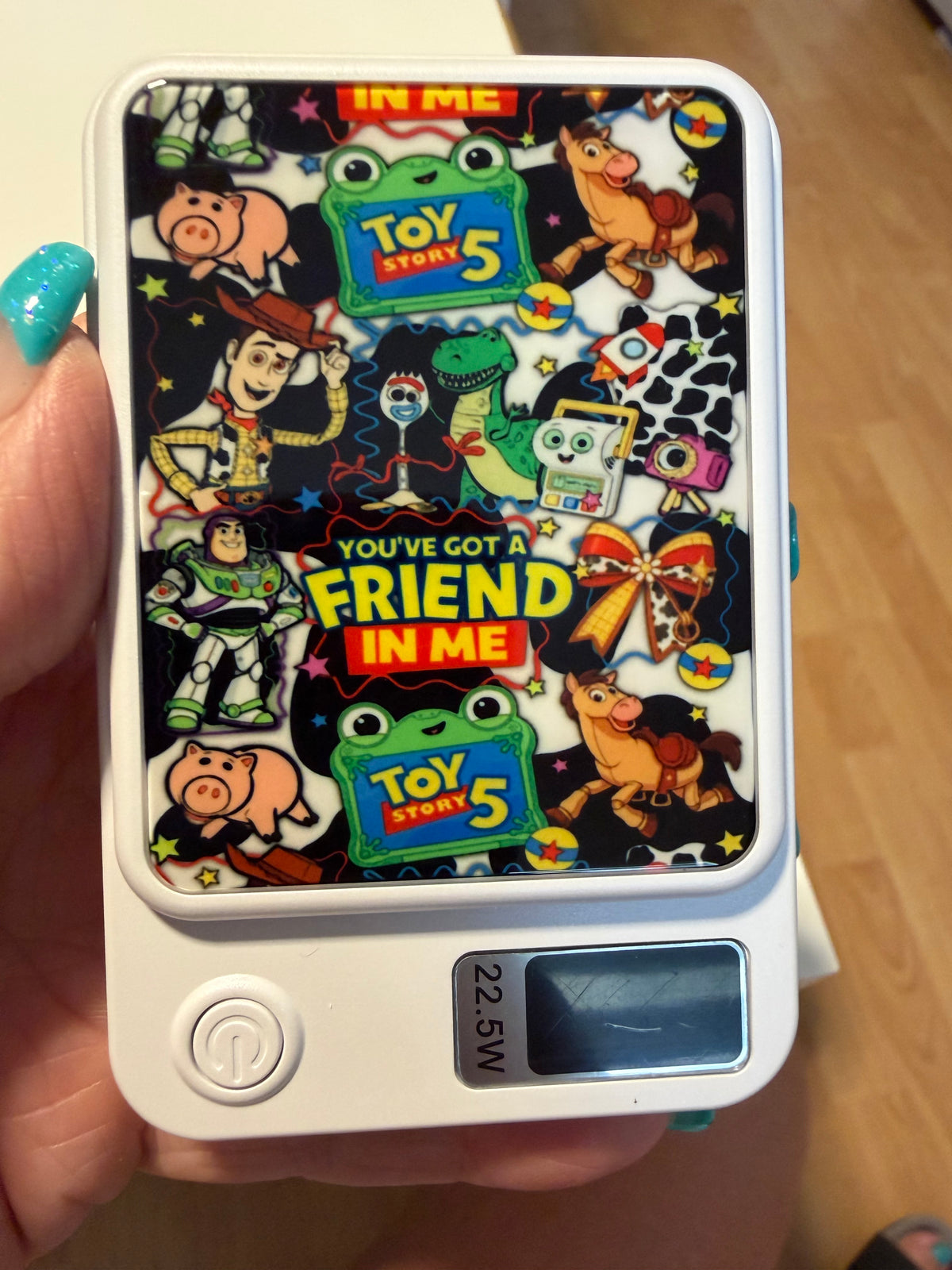 Power bank 🤠 TS “You’ve Got a Friend in Me” Magnetic Power Bank – 22.5W