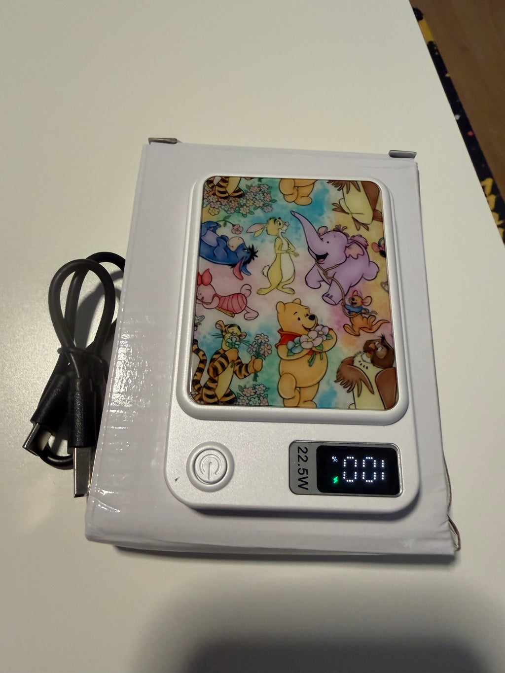 Power bank 🍯 colorful bear  Magnetic Power Bank – 22.5W Fast Charging