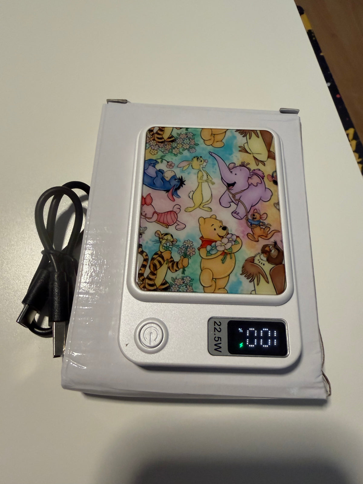 Power bank 🍯 colorful bear  Magnetic Power Bank – 22.5W Fast Charging
