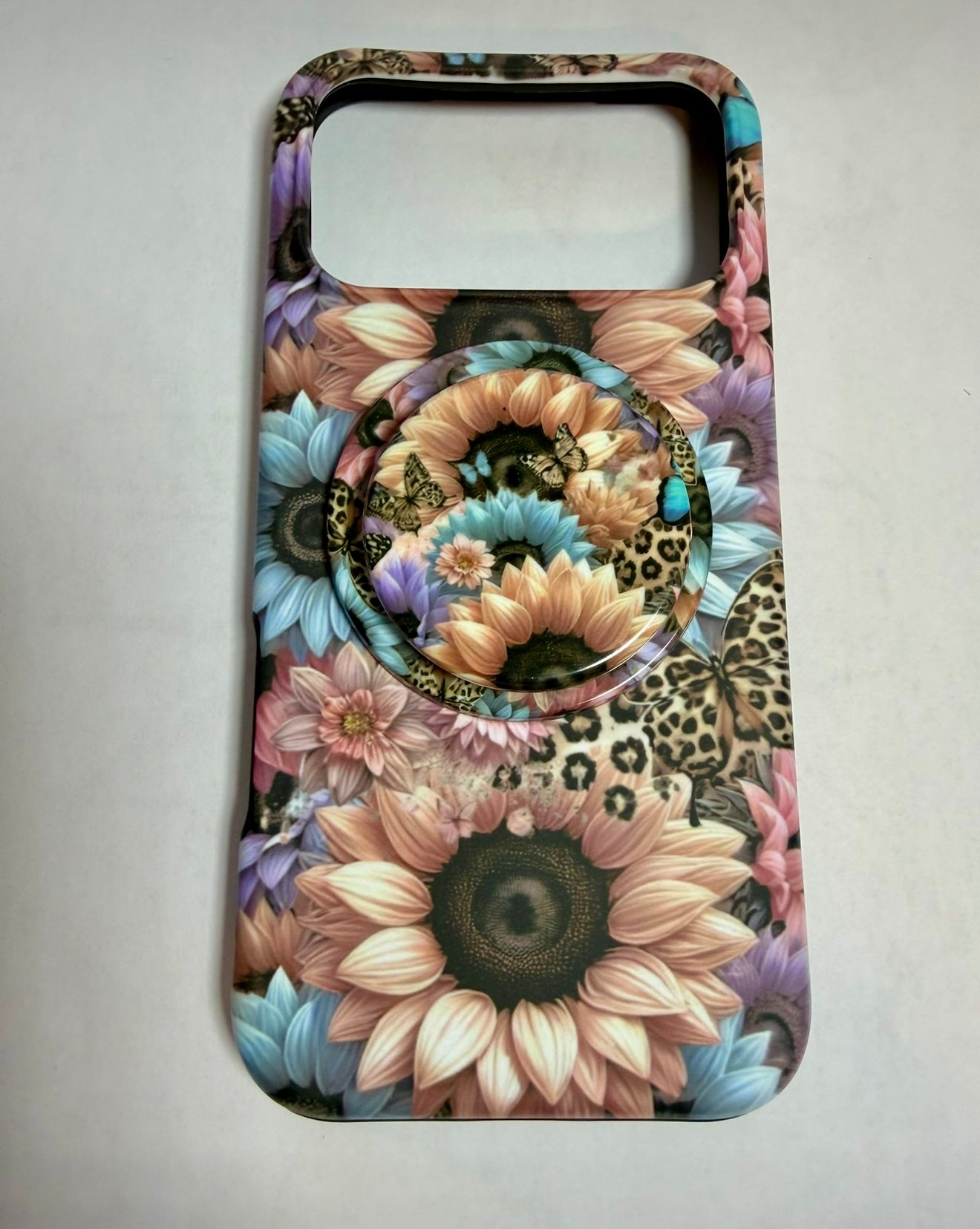 Floral Leopard MagSafe Phone Grip – Magnetic Expandable Phone Holder