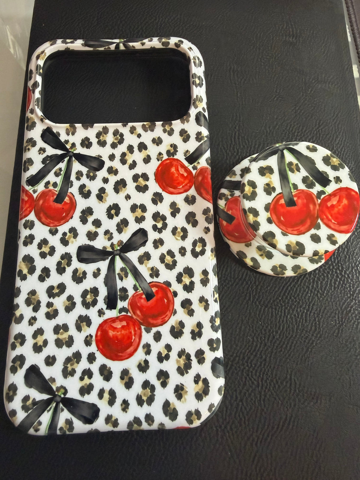 Tough MagSafe phone case🍒 Cherry Leopard & Bow