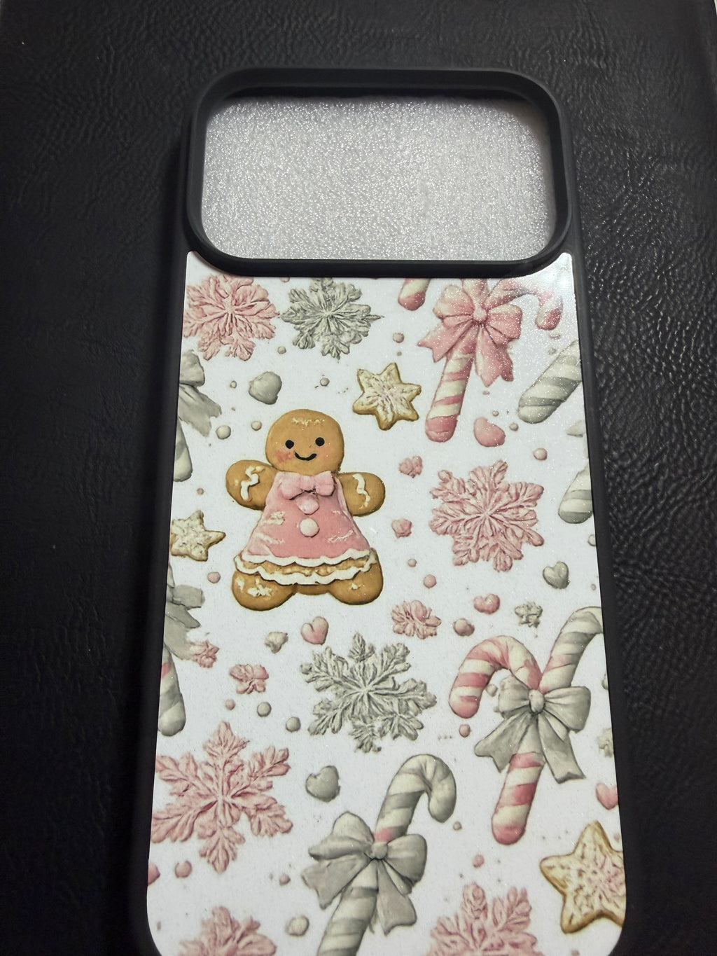 Phone case 🎀 Pink Gingerbread Christmas