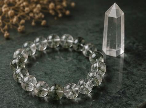 Phantom Veil 10mm Green Phantom Quartz Bracelet