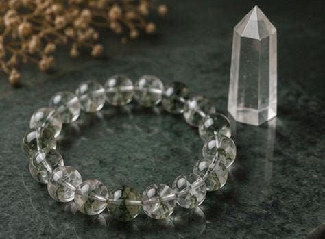 Phantom Veil 8mm Green Phantom Quartz Bracelet